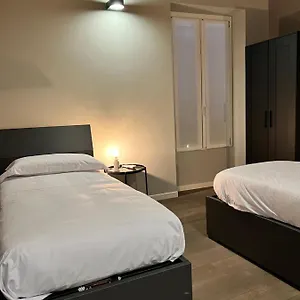 V&b And Guest house